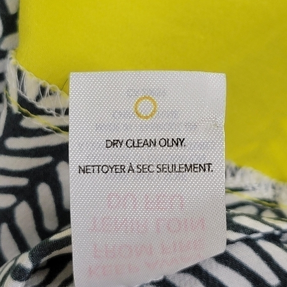 Hatley navy/white patterned with yellow band sleeveless 100% silk top size Small - Picture 7 of 8